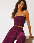 ensemble bandeau smocké violet en situation