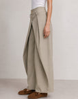 pantalon large kaki profil