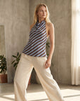 02. Top halter satiné drapé à rayures