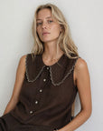02. Blouse sans manches col Claudine en lin