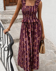 Robe fleurie smockée à bretelles volantées vue 12