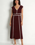 Robe évasée col V à liserés vue 9