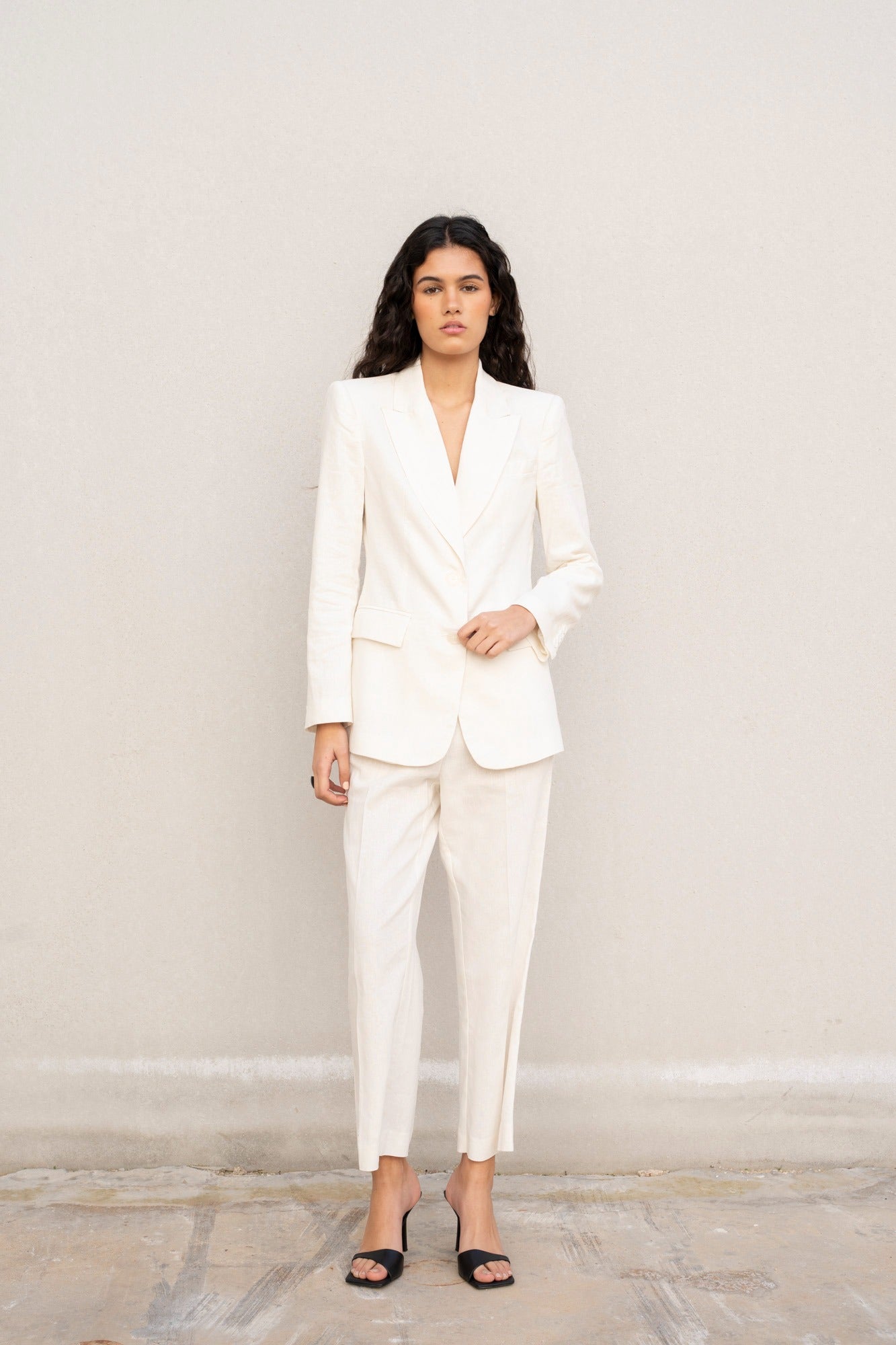 Blazer en lin blanc femme – Veste tailleur chic et légère pour l'été Sapiato