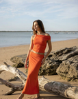 Falda midi roja elegante