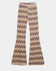 Pantalon flare taille haute fluide imprimé en zigzag marron présenté seul sur fond blanc.