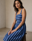 Robe midi rayée à bretelles larges