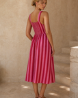 Robe midi rayée à bretelles larges
