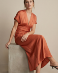 Robe satinée orange cuivré