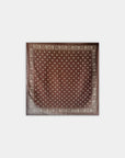Bandana carré brun chocolat à motifs écrus