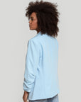Blazer femme structuré manches froncées épaules renforcées élégant