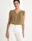blouse fluide a volants col fendu image 11