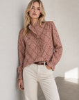 Blouse vichy plumetis à col montant volanté