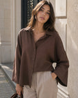 chemise fluide chocolat en extérieur