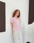 top13793 chemise rose rayee ajustee a manches bouffantes image 3