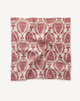 Foulard carré à motif damassé bordeaux sur fond écru