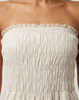 Détail buste smocké beige