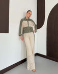 pantalon en crochet beige a bandes kaki image 2