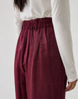 pantalon palazzo bordeaux détail taille et poches