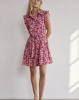 Robe courte fleurie ceinturée