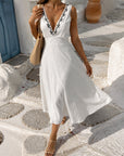 Robe blanche en lin en mouvement