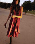 Robe halter à pois bordeaux encolure foulard