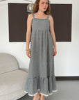 top13895 robe piticare a epaules denudees et col volante noire image 1