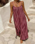 robe rayée bordeaux en mouvement