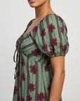 robe verte détail manche bouffante