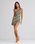 Robe mini une épaule en crochet multicolore