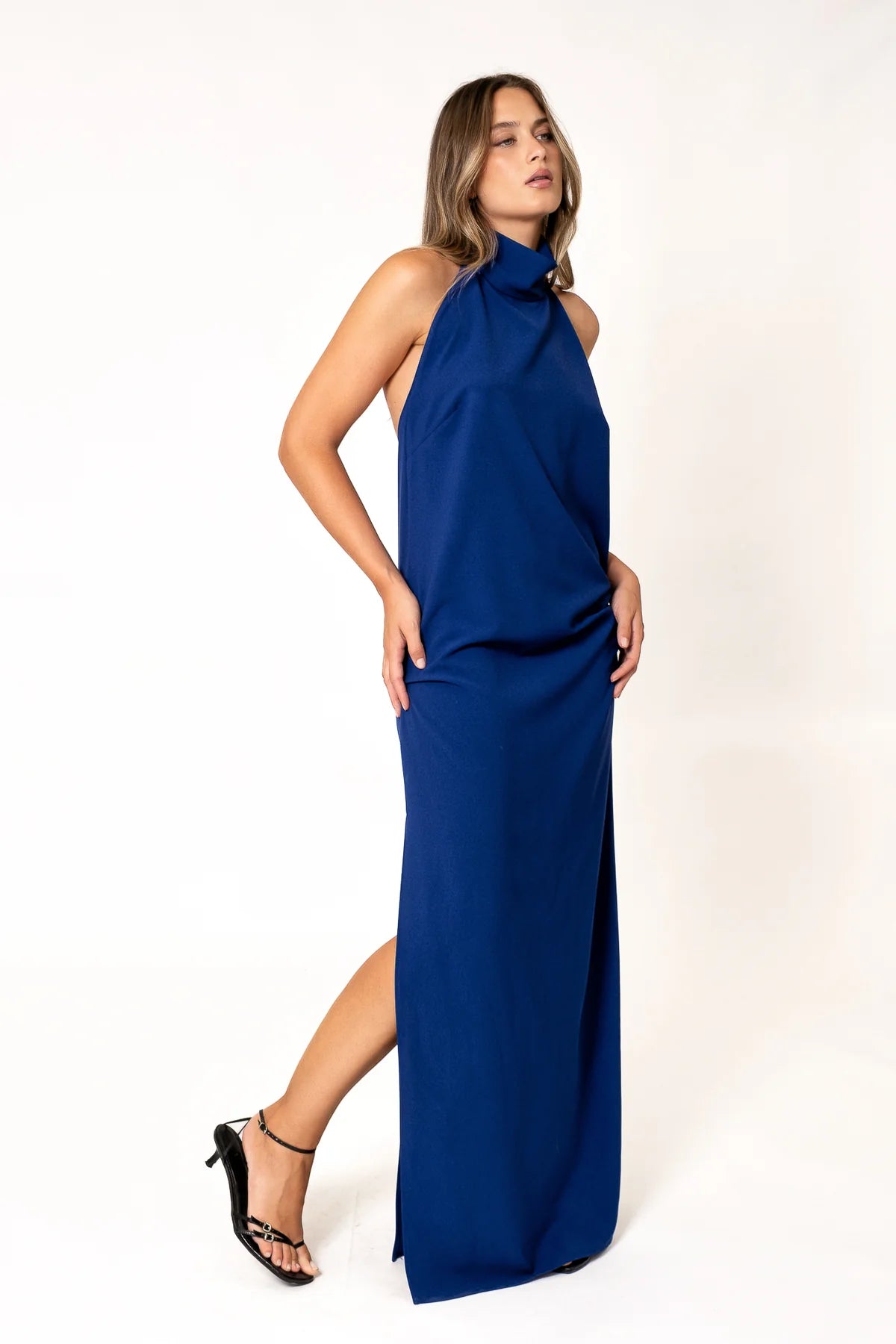 Robe dos nu longue pour soirée chic et mariage civil Sapiato