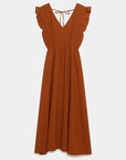 Robe midi fluide V-col sans manches taille élastique Italie en marron, version vue de face.
