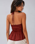 dos nu top halter rouge carmin