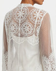 Kimono dentelle blanc médaillon dos