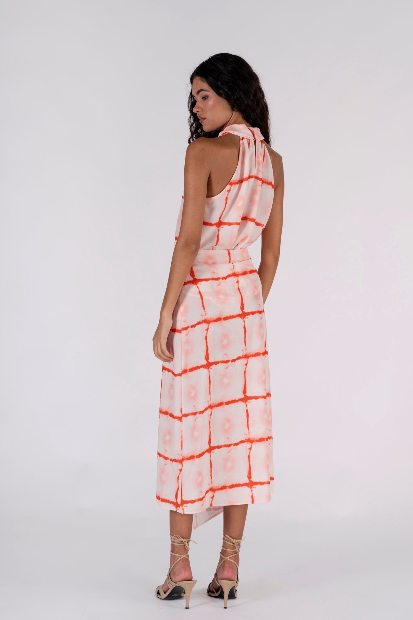 Top à motifs géométriques rouge femme – col noué et coupe fluide Sapiato