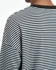 Dos rayé noir blanc détail