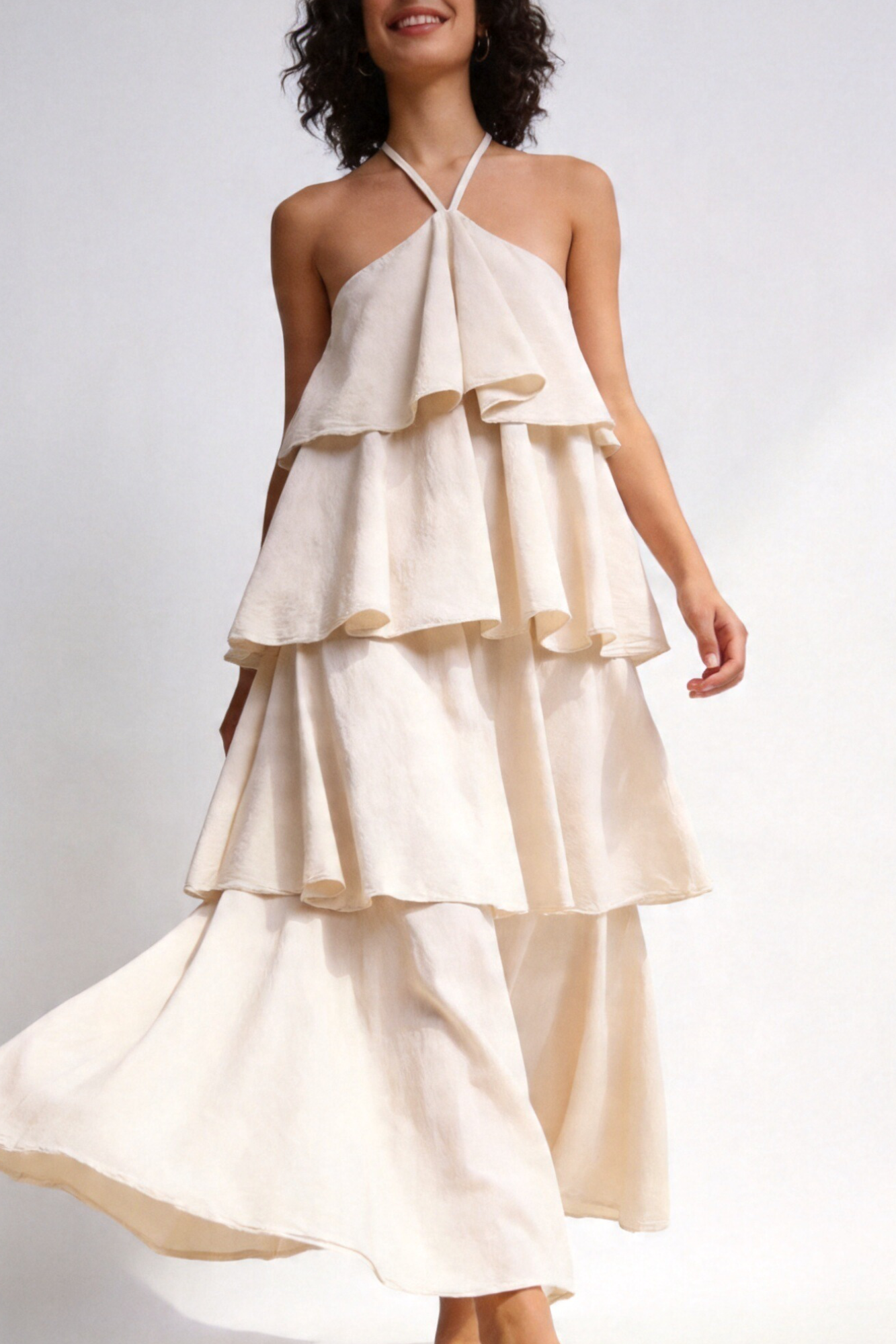 02. . 1 Robe Midi Volants