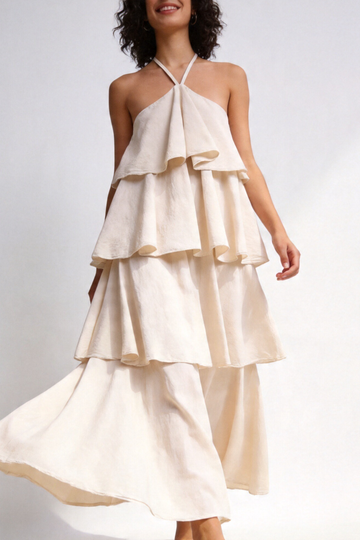 02. . 1 Robe Midi Volants