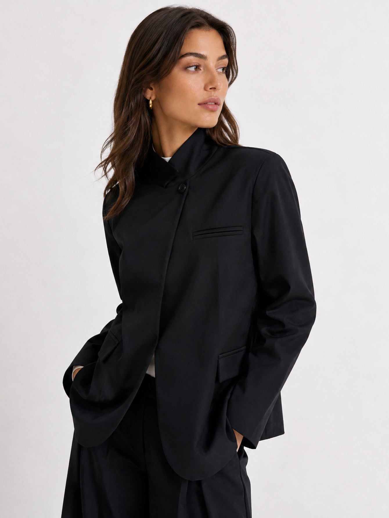 veste noire dos longueur hanches