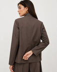 veste marron détail col et bouton