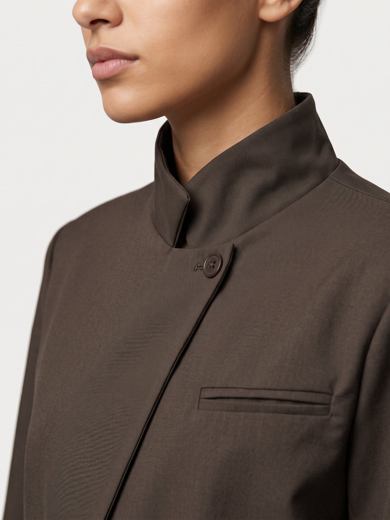veste marron détail dos col