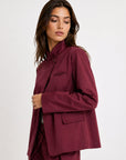 veste bordeaux profil col officier