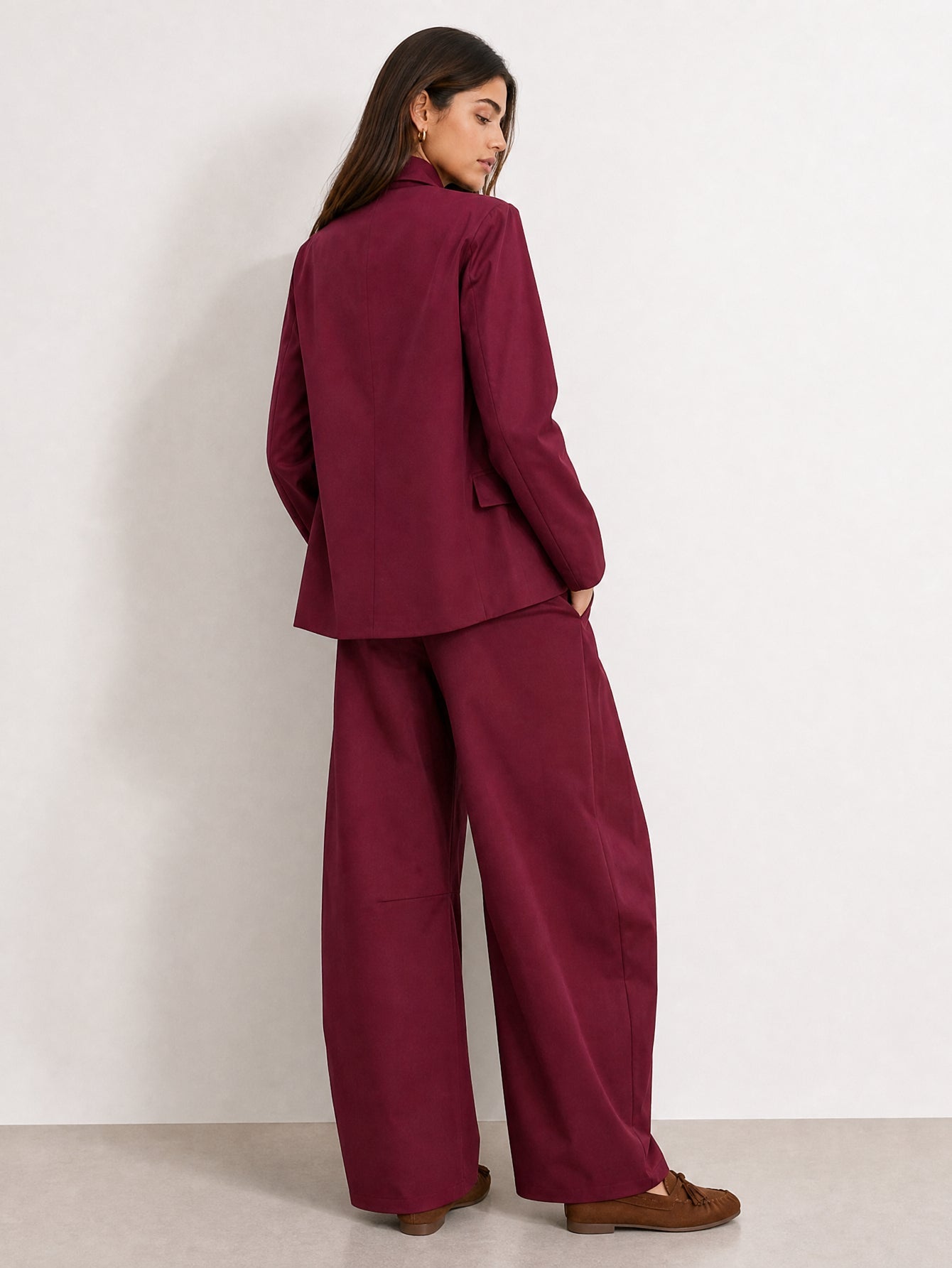 veste bordeaux dos portée
