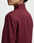 veste bordeaux détail nuque sergé