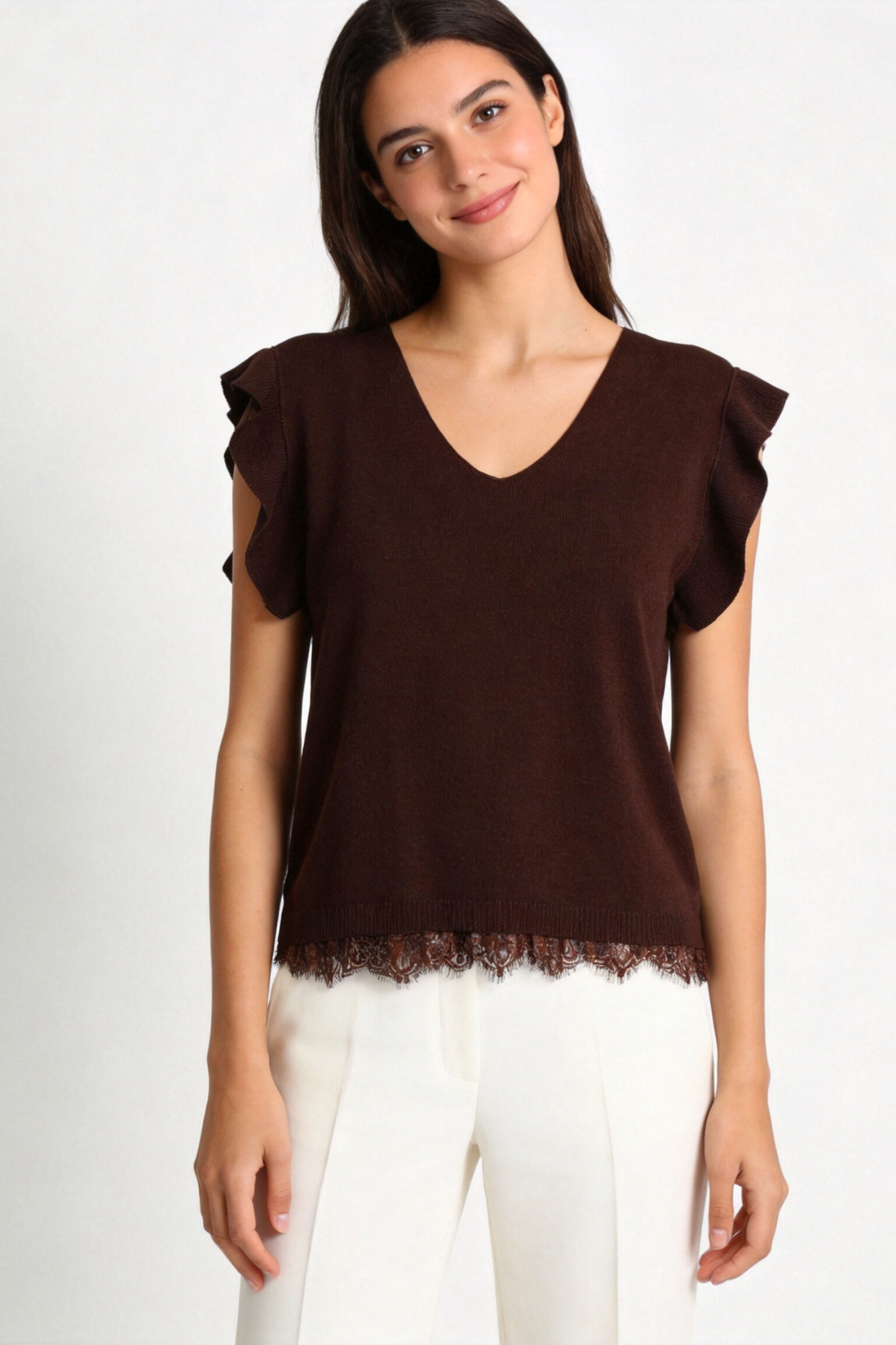 02. 02 blouse maille viscose col v volants dentelle image 1