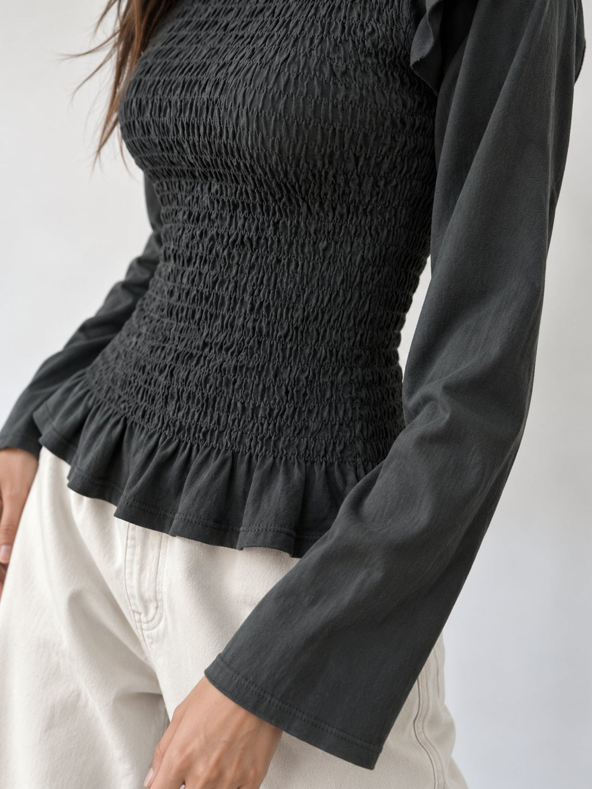 blouse smockée basque péplum gris