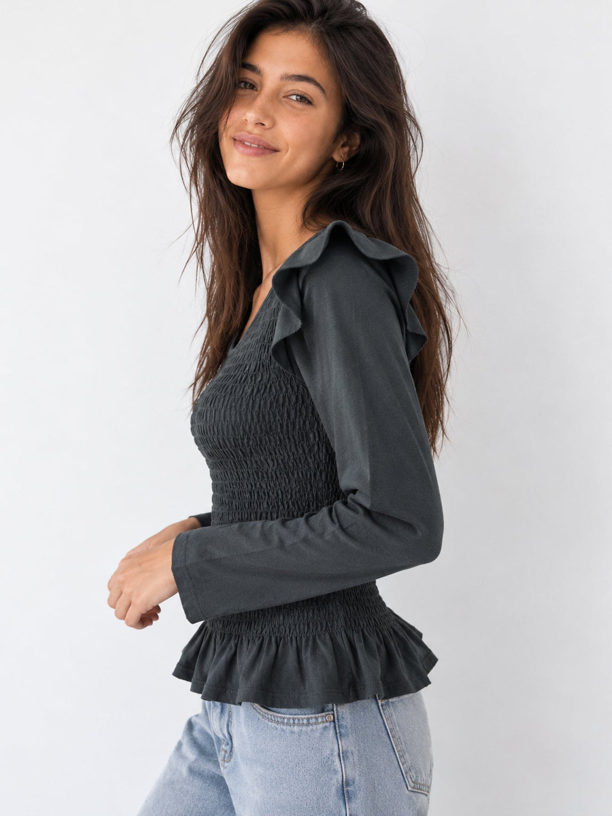 blouse smockée profil gris
