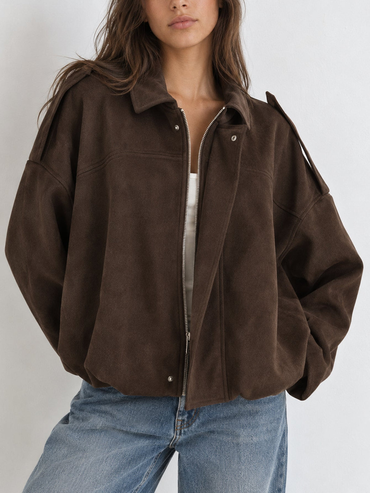 Blouson bomber suédine chocolat zip ouvert