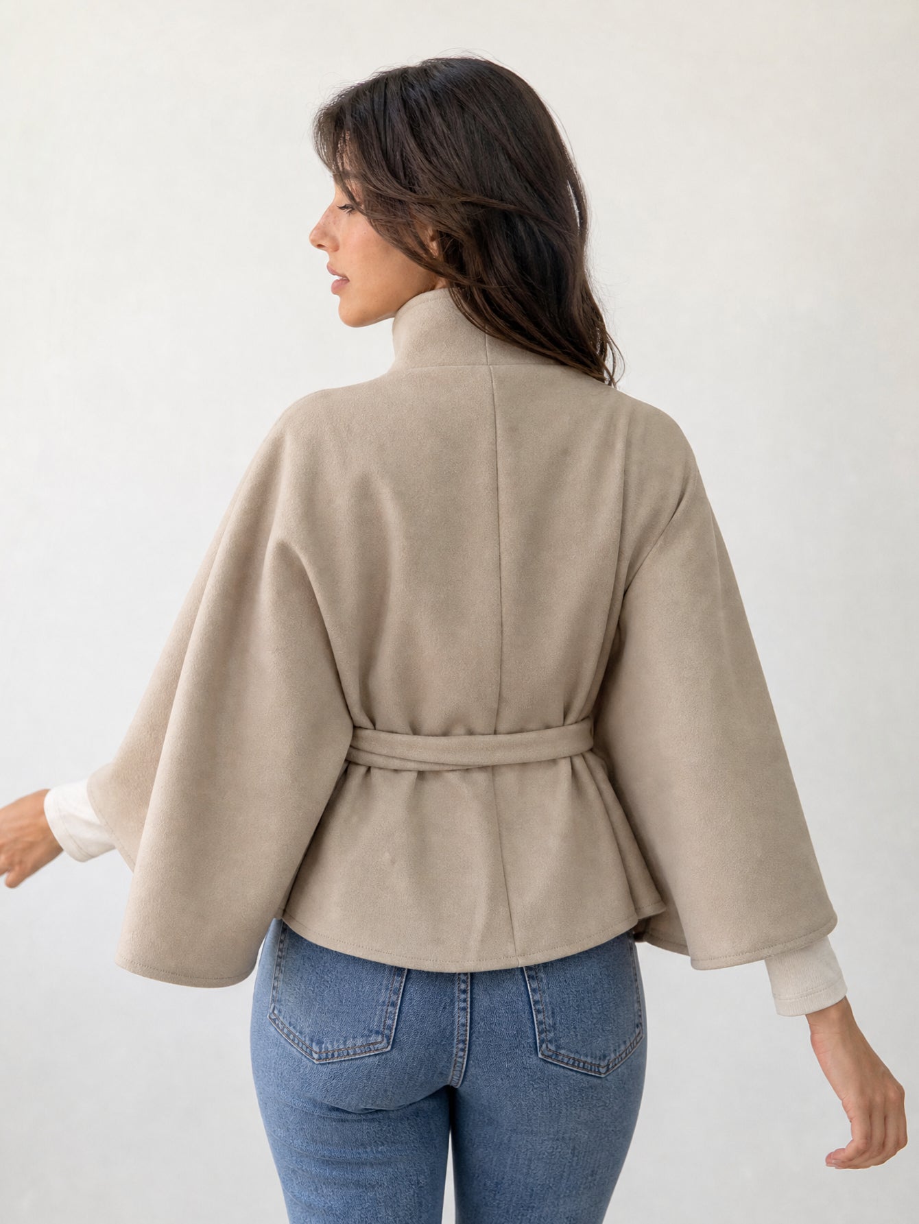 Cape beige dos ceinture nouée