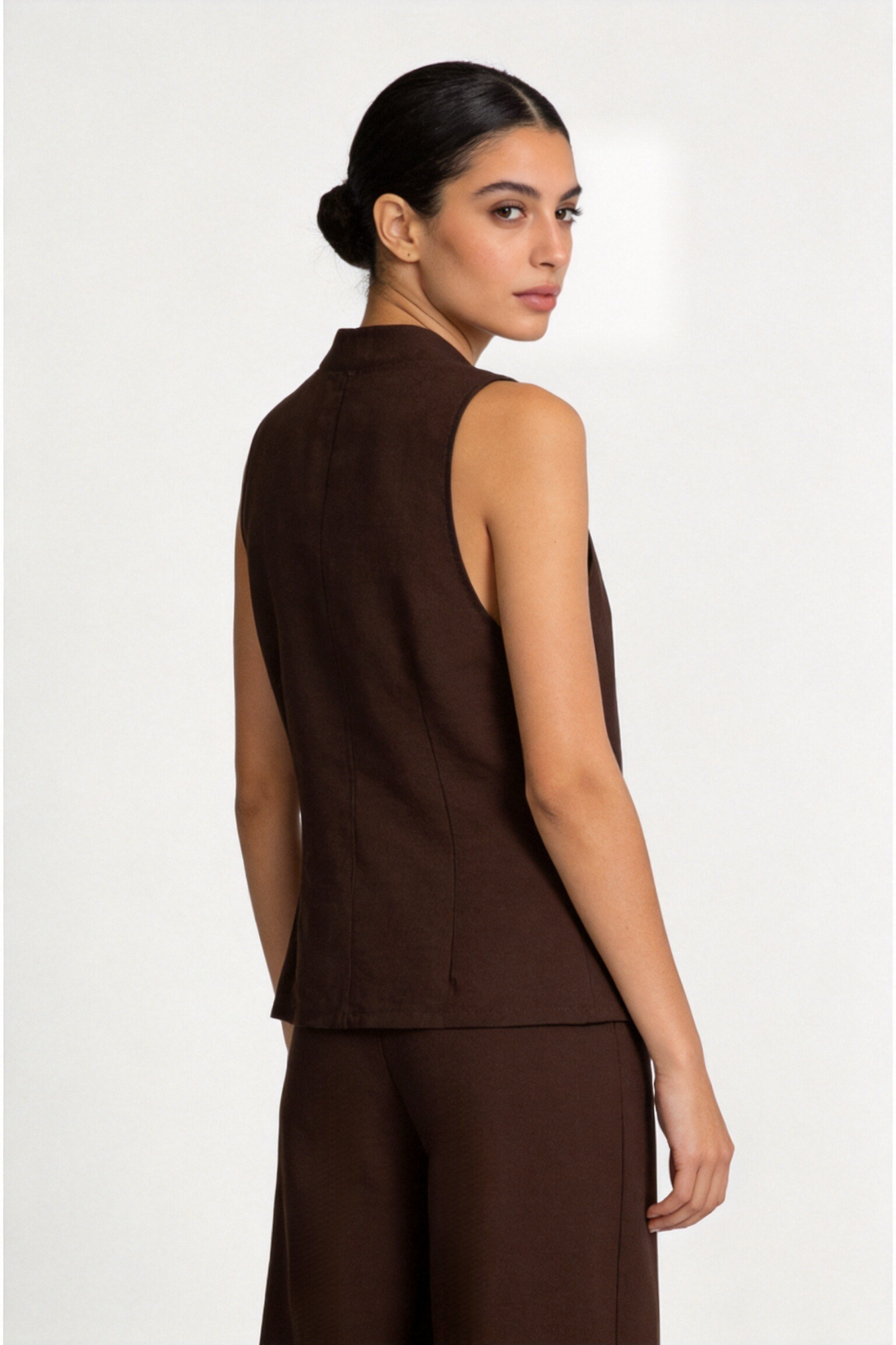 ensemble gilet croise et pantalon large en viscose image 8