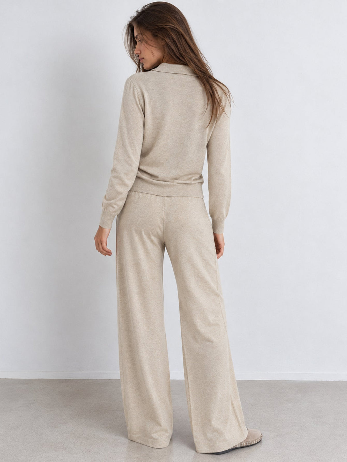 Ensemble en maille beige dos